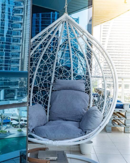 Breathtaking Lake View In Jlt Metro Cluster Appartement